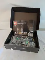 Lego Architecture Paris bouwset in doos – foto 4 – kavel bij De Kringwinkel, Oudenaarde