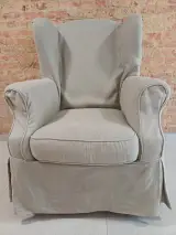 Beige fauteuil gesigneerd door Pommelien Thijs – foto 4 – kavel bij De Kringwinkel, Geraardsbergen