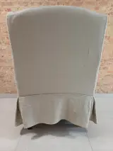 Beige fauteuil gesigneerd door Pommelien Thijs – foto 6 – kavel bij De Kringwinkel, Geraardsbergen