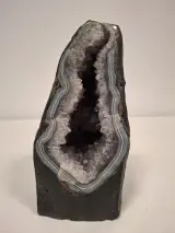 Amethist geode decoratiestuk – foto 5 – kavel bij De Kringwinkel, Ronse