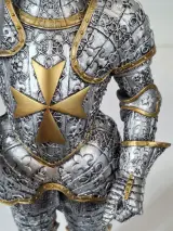 Veronese Myths & Legends ridder met Maltezer kruis en hellebaard – foto 6 – kavel bij De Kringwinkel, Geraardsbergen