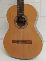 Spaanse klassieke gitaar "Guitarras de Artesania Cuenca" – foto 2 – kavel bij De Kringwinkel, Liedekerke