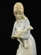 Porcelanas Miquel Requena - meisje met lam en schaap - Valencia, Spanje ca. jaren 1970/80 – foto 7 – kavel bij De Kringwinkel, Antwerpen
