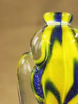 Verrerie d’Art d’Alvignac – decoratief glazen parfumflacon, 1999 – foto 8 – kavel bij De Kringwinkel, Antwerpen
