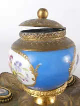 Vintage bureau-inktpot in Sèvres-stijl – foto 5 – kavel bij De Kringwinkel, Heverlee