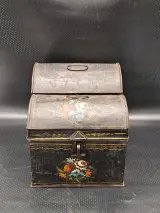 Set van 2 Antieke Antwerpse / Franse Handgeschilderde Blikken Schatkistjes - Volkskunst – foto 2 – kavel bij De Kringwinkel, Gent