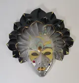 Set van 5 Venetiaanse decoratieve maskers handgeschilderd – foto 2 – kavel bij De Kringwinkel, Turnhout