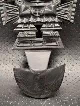 Handgesneden Peruaanse Tumi (Godenfiguur) Wandsculptuur - Zwarte Steen, Precolumbiaanse Stijl – foto 3 – kavel bij De Kringwinkel, Gent