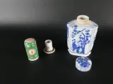 Vijf Chinese Porseleinen Objecten – foto 8 – kavel bij De Kringwinkel, Heverlee
