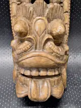 Driedelige set handgesneden Balinese maskers van hout – foto 3 – kavel bij De Kringwinkel, Gent