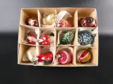 Vintage kerstdecoratie in dozen – foto 10 – kavel bij De Kringwinkel, Heverlee