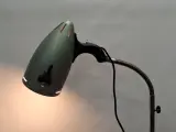 Origial Hanau vintage industriële vloerlamp – voormalig Deutsche Bundeswehr – foto 6 – kavel bij De Kringwinkel, Gent