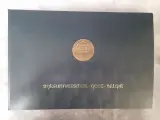 Boek: Luxe Herdenkingsalbum RU Gent – foto 3 – kavel bij De Kringwinkel, Gent