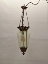 Antieke Art Nouveau hanglamp ca. 1900 - uraniumglas en rijk gedecoreerd metaal – foto 2 – kavel bij De Kringwinkel, Gent