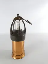 Vintage mijnwerkerslamp op batterijen / Decoratieve koperen lantaarn – kavel bij De Kringwinkel, Heverlee