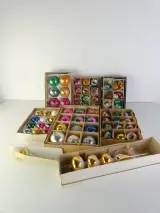 Grote partij vintage glazen kerstornamenten incl. 2 kerstpieken(69 stuks) – foto 4 – kavel bij De Kringwinkel, Heverlee