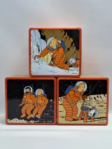 9-delige set gebaseerd op de strips van Kuifje "Raket naar de maan"(1953) en "Mannen op de maan"(1954) - Hergé/Moulinsart – foto 8 – kavel bij De Kringwinkel, Gent