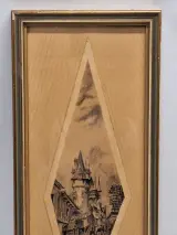 Gesigneerd historisch stadsgezicht met middeleeuwse toren - pentekening op hout, 1934 – foto 8 – kavel bij De Kringwinkel, Gent