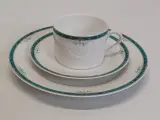 67-delig Porcelaine de Sologne servies met groene gemarmerde rand - Frankrijk – foto 10 – kavel bij De Kringwinkel, Gent