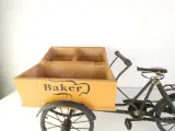 Miniatuur triporteur bakkersfiets – decoratief schaalmodel met broodbak – foto 6 – kavel bij De Kringwinkel, Heverlee