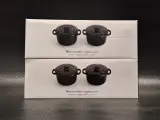 Set van 4 Smeg Mini Cocottes / Stoofpotjes met Deksel - Zwart Keramiek (2x Set van 2 in Originele Doos) – foto 2 – kavel bij De Kringwinkel, Gent