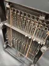 Antieke L.C. Smith & Corona typemachine – foto 7 – kavel bij De Kringwinkel, Ninove