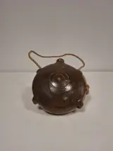 Antieke Franse Veldfles "Gourde Crapaud" – foto 4 – kavel bij De Kringwinkel, Ronse