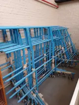 18 polsterwagens – kavel bij De Kringwinkel, Ronse