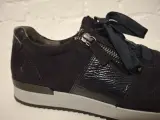 Dames sneakers – foto 7 – kavel bij De Kringwinkel, Herzele