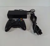 Xbox 360 Slim Console + Controller, accessoires & 4 Games – foto 5 – kavel bij De Kringwinkel, Geraardsbergen