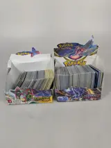 Pokémon verzamel collectie met kaarten, tin, kaarthoezen en map – foto 6 – kavel bij De Kringwinkel, Sint-Niklaas