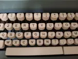 Vintage typemachine – foto 9 – kavel bij De Kringwinkel, Herzele