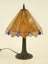 Tiffany - stijl tafellamp glazen kap - beige/blauw – foto 2 – kavel bij De Kringwinkel, Antwerpen