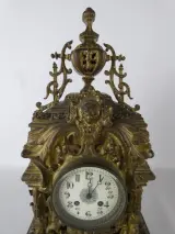 Vintage klok met twee kandelaren in messing – foto 3 – kavel bij De Kringwinkel, Heverlee