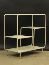 Metalen bijzettafel - etagère met verspringende niveaus - crèmekleurig – foto 5 – kavel bij De Kringwinkel, Antwerpen