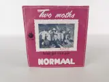 Vintage 7-inch vinylsingle Two Moths / Annie Get Your Gun – kavel bij De Kringwinkel, Heverlee