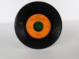 Vintage 7-inch vinylsingle Two Moths / Annie Get Your Gun – foto 3 – kavel bij De Kringwinkel, Heverlee