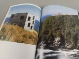 Boek: Hout, Glas en Beton in Architectuur – foto 5 – kavel bij De Kringwinkel, Diest