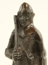 Bronzen beeld in de stijl van de Belfort torenwachters – foto 5 – kavel bij De Kringwinkel, Antwerpen