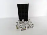 Vintage Franklin Mint Japanse porseleinen bekertjes in display (12 stuks) – foto 4 – kavel bij De Kringwinkel, Heverlee