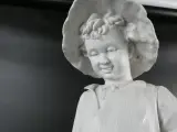 Vintage jongen in biscuitporselein - Meissen – foto 5 – kavel bij De Kringwinkel, Heverlee