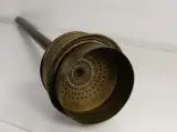 Antieke messing wasstamper met houten steel, Thérèse Luco – foto 5 – kavel bij De Kringwinkel, Turnhout