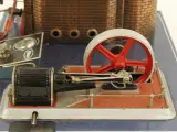 Wilesco stationaire stoommachine jaren 80 – foto 4 – kavel bij De Kringwinkel, Antwerpen