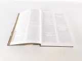 Boek: "Atlas of World Interior Design" - Braun – foto 6 – kavel bij De Kringwinkel, Heverlee