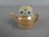 Uil koffietas – kavel bij De Kringwinkel, Diest