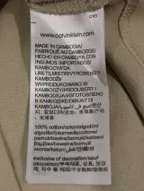 Calvin Klein Jeans | T-Shirt [S] – foto 4 – kavel bij De Kringwinkel, Dilsen