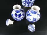 Decoratieve 3-delige blauw-witte porseleinen set – foto 3 – kavel bij De Kringwinkel, Heverlee