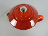 Le Creuset koffiepot met persfilter 1L in cerise – foto 5 – kavel bij De Kringwinkel, Diest