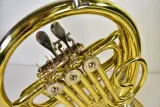 Lark Franse hoorn nr. 114032 met koffer en bladmuziek – foto 4 – kavel bij De Kringwinkel, Turnhout