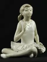 NAO by Lladró – Bailarina Atenta – Vicente Martínez – foto 7 – kavel bij De Kringwinkel, Antwerpen